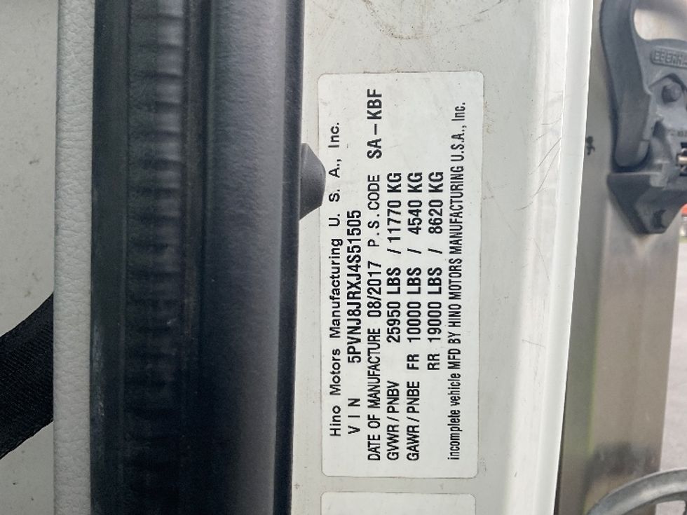 Refrigerated Truck-Light and Medium Duty Trucks-Hino-2018-268-Harlingen-TX-245,529\n\t\tmiles-$ 36,000 - Image 25