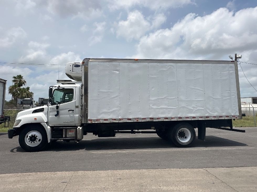 Refrigerated Truck-Light and Medium Duty Trucks-Hino-2018-268-Harlingen-TX-245,529\n\t\tmiles-$ 36,000 - Image 4