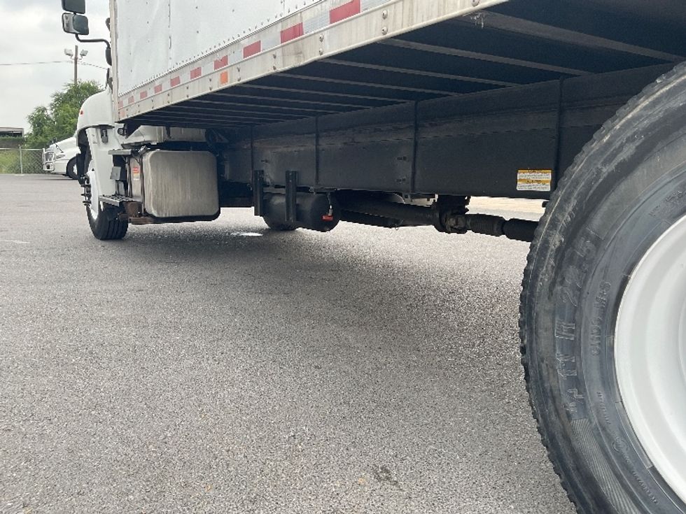 Refrigerated Truck-Light and Medium Duty Trucks-Hino-2018-268-Harlingen-TX-245,529\n\t\tmiles-$ 36,000 - Image 5