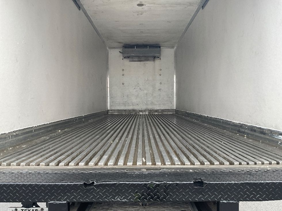 Refrigerated Truck-Light and Medium Duty Trucks-Hino-2018-268-Harlingen-TX-245,529\n\t\tmiles-$ 36,000 - Image 9