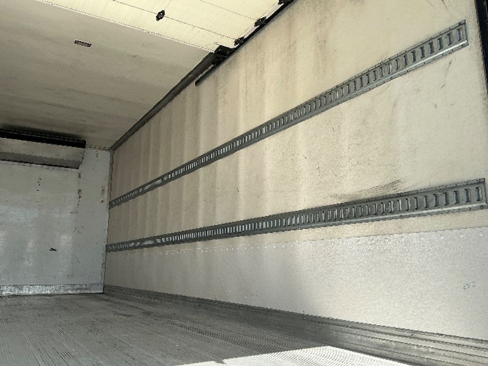 Refrigerated Truck-Light and Medium Duty Trucks-Hino-2018-268-Montebello-CA-242,366\n\t\tmiles-$ 42,000 - Image 12