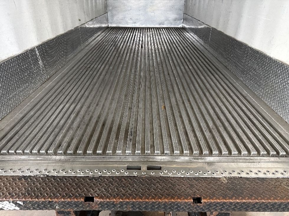 Refrigerated Truck-Light and Medium Duty Trucks-Hino-2018-268-Philadelphia-PA-227,132\n\t\tmiles-$ 37,000 - Image 10