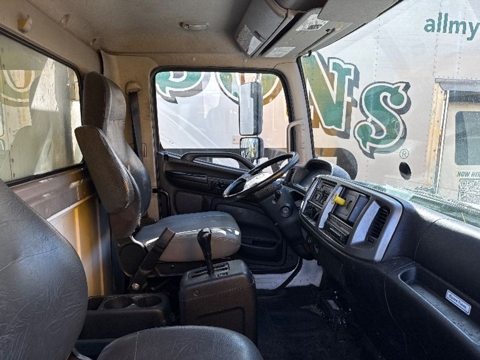 Refrigerated Truck-Light and Medium Duty Trucks-Hino-2018-268-Philadelphia-PA-227,132\n\t\tmiles-$ 37,000 - Image 22