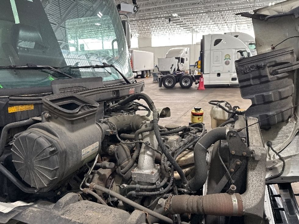 Refrigerated Truck-Light and Medium Duty Trucks-Hino-2018-268-Philadelphia-PA-227,132\n\t\tmiles-$ 37,000 - Image 23