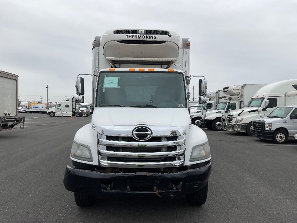 Refrigerated Truck-Light and Medium Duty Trucks-Hino-2018-268-Philadelphia-PA-240,563\n\t\tmiles-$ 31,000 - Image 2