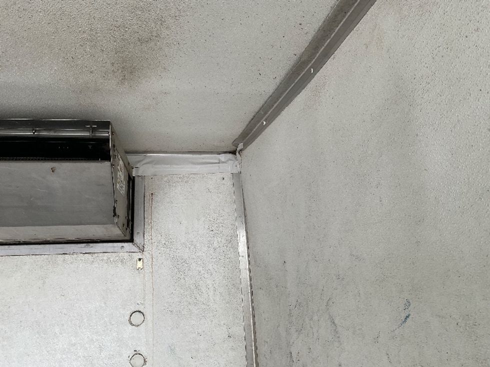 Refrigerated Truck-Light and Medium Duty Trucks-Hino-2018-268-Philadelphia-PA-240,563\n\t\tmiles-$ 31,000 - Image 25