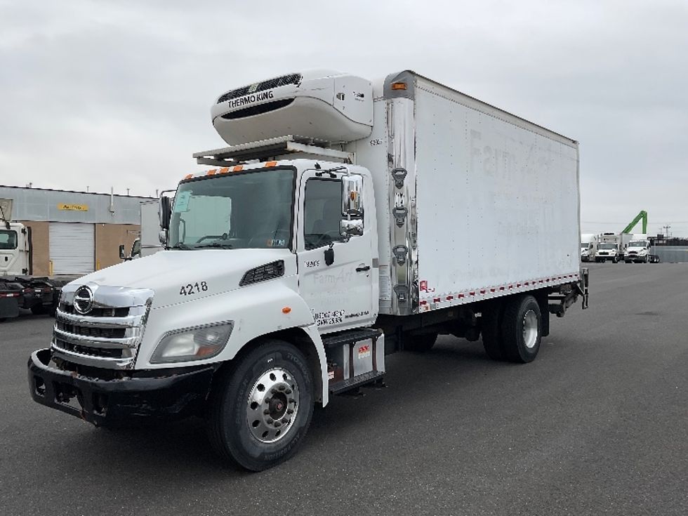Refrigerated Truck-Light and Medium Duty Trucks-Hino-2018-268-Philadelphia-PA-240,563\n\t\tmiles-$ 31,000 - Image 3