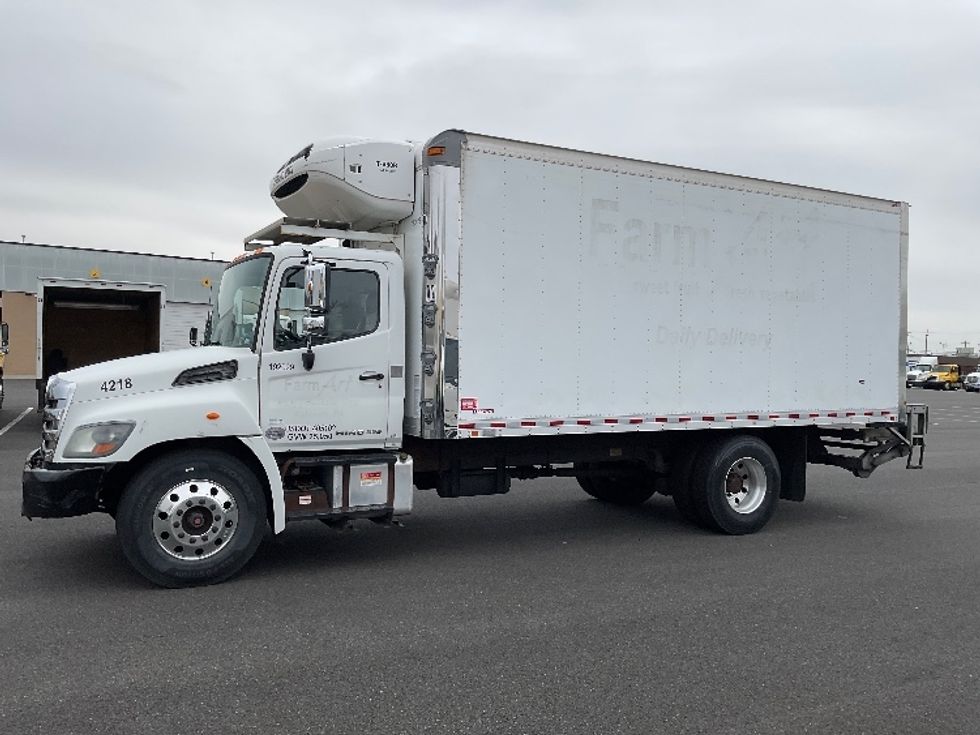 Refrigerated Truck-Light and Medium Duty Trucks-Hino-2018-268-Philadelphia-PA-240,563\n\t\tmiles-$ 31,000 - Image 4