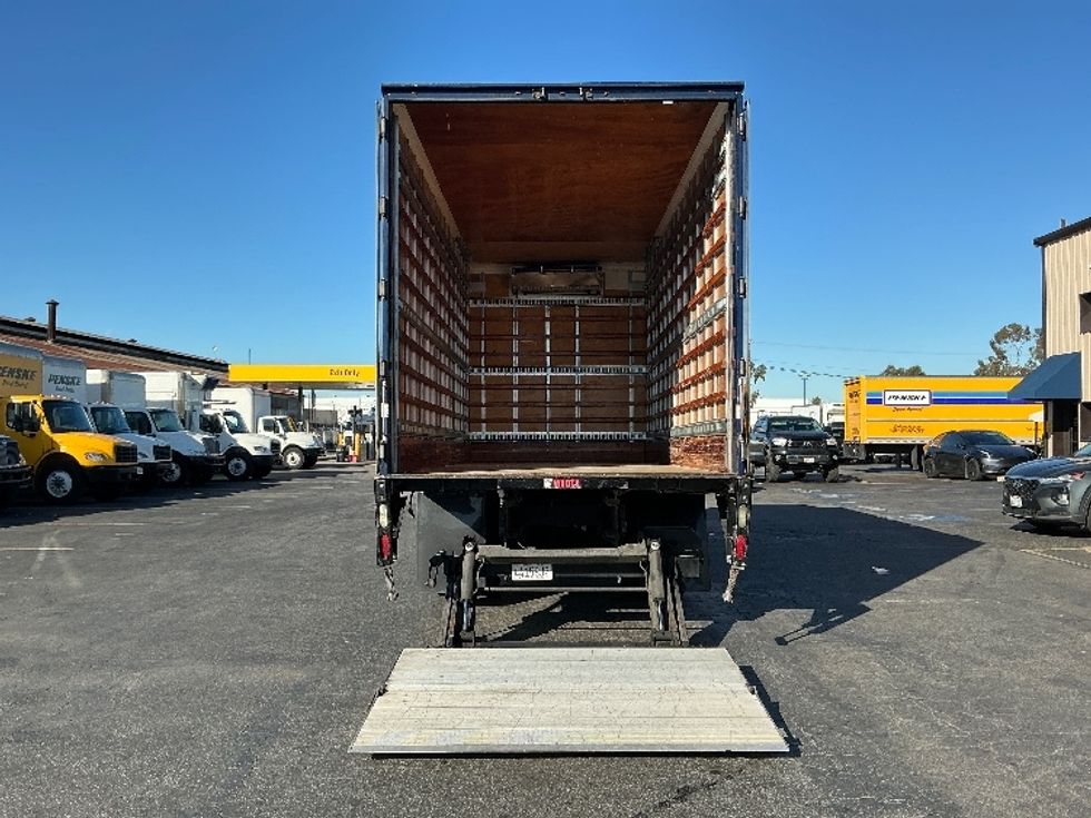 Refrigerated Truck-Light and Medium Duty Trucks-Hino-2018-268-Torrance-CA-130,201\n\t\tmiles-$ 53,750 - Image 10