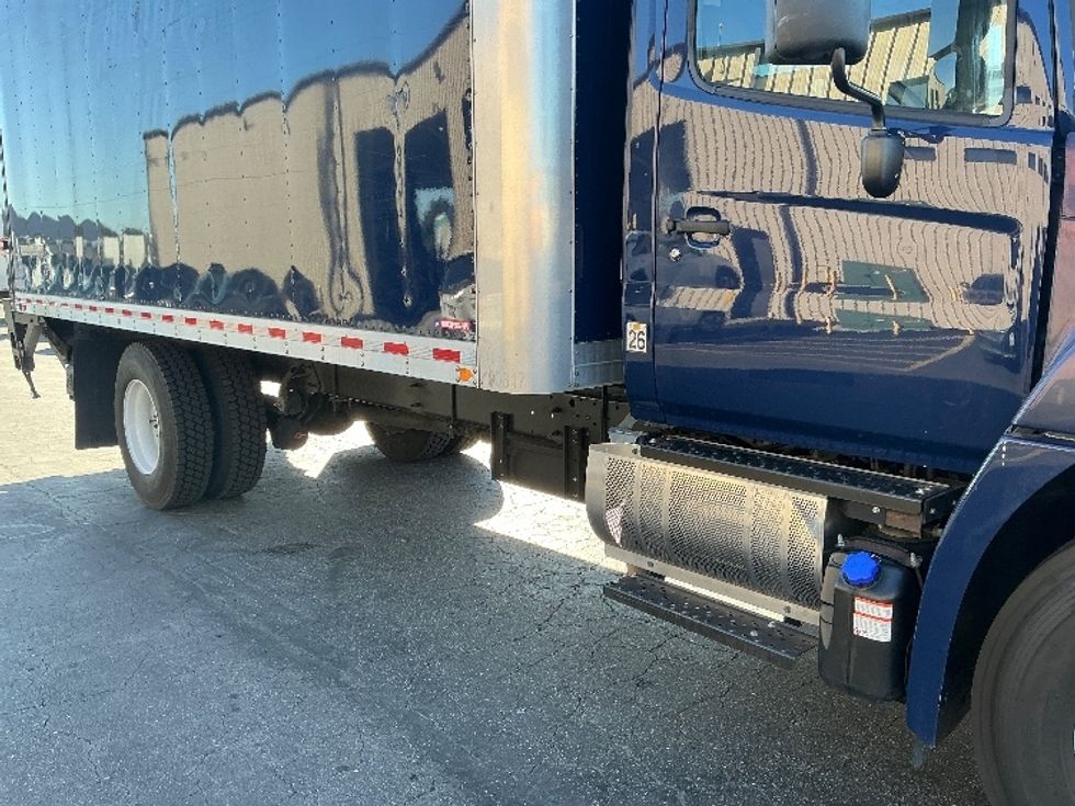 Refrigerated Truck-Light and Medium Duty Trucks-Hino-2018-268-Torrance-CA-130,201\n\t\tmiles-$ 53,750 - Image 14