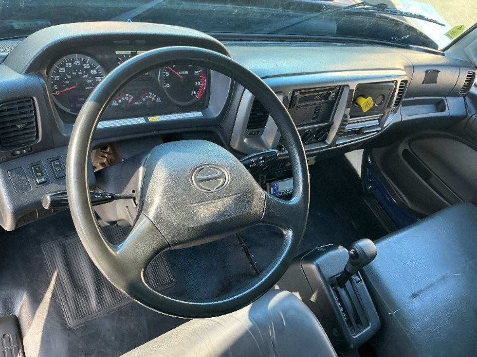 Refrigerated Truck-Light and Medium Duty Trucks-Hino-2018-268-Torrance-CA-130,201\n\t\tmiles-$ 53,750 - Image 19