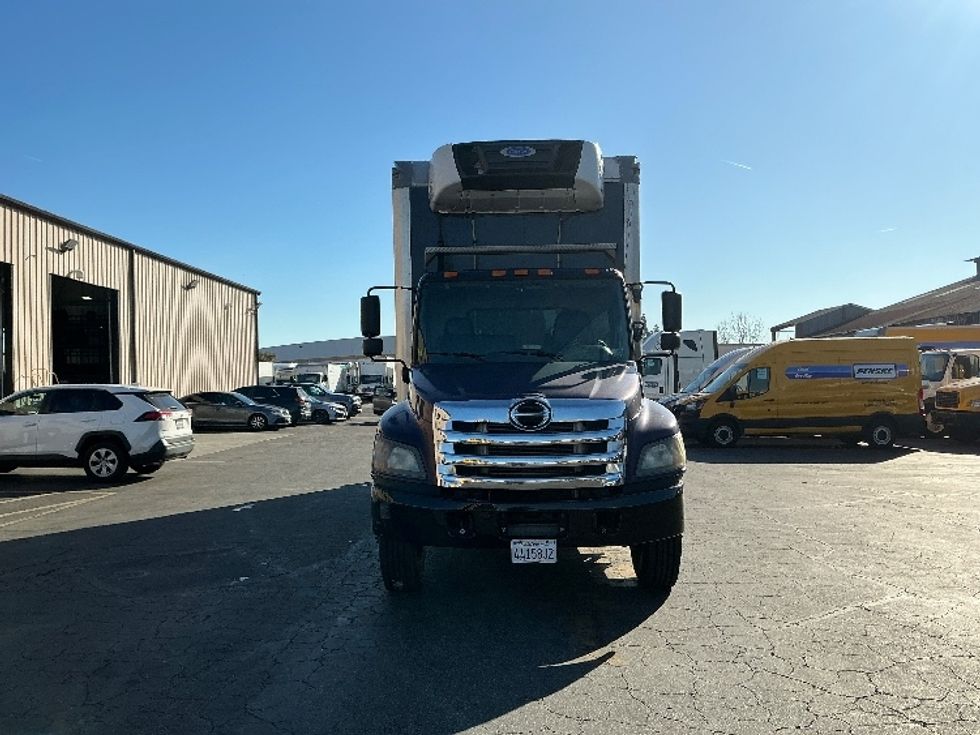 Refrigerated Truck-Light and Medium Duty Trucks-Hino-2018-268-Torrance-CA-130,201\n\t\tmiles-$ 53,750 - Image 2