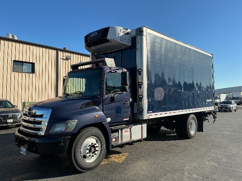 Refrigerated Truck-Light and Medium Duty Trucks-Hino-2018-268-Torrance-CA-130,201\n\t\tmiles-$ 53,750 - Image 3