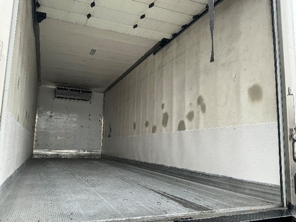Refrigerated Truck-Light and Medium Duty Trucks-Hino-2018-268-Torrance-CA-201,259\n\t\tmiles-$ 48,750 - Image 12