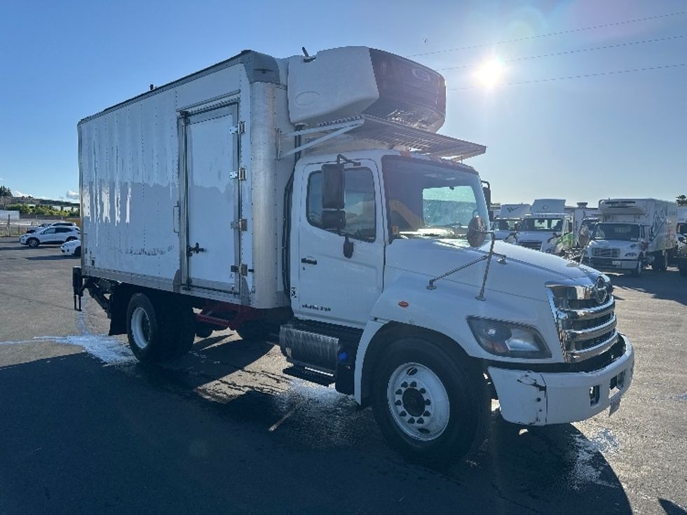 Refrigerated Truck-Light and Medium Duty Trucks-Hino-2018-268-West Sacramento-CA-129,327\n\t\tmiles-$ 51,500 - Image 1