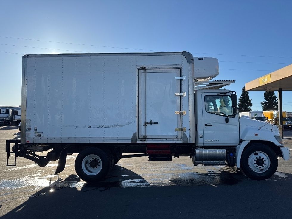 Refrigerated Truck-Light and Medium Duty Trucks-Hino-2018-268-West Sacramento-CA-129,327\n\t\tmiles-$ 51,500 - Image 15