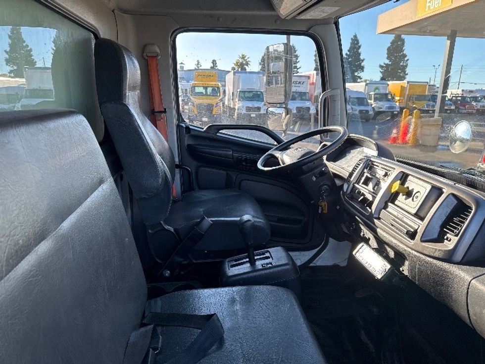 Refrigerated Truck-Light and Medium Duty Trucks-Hino-2018-268-West Sacramento-CA-129,327\n\t\tmiles-$ 51,500 - Image 22