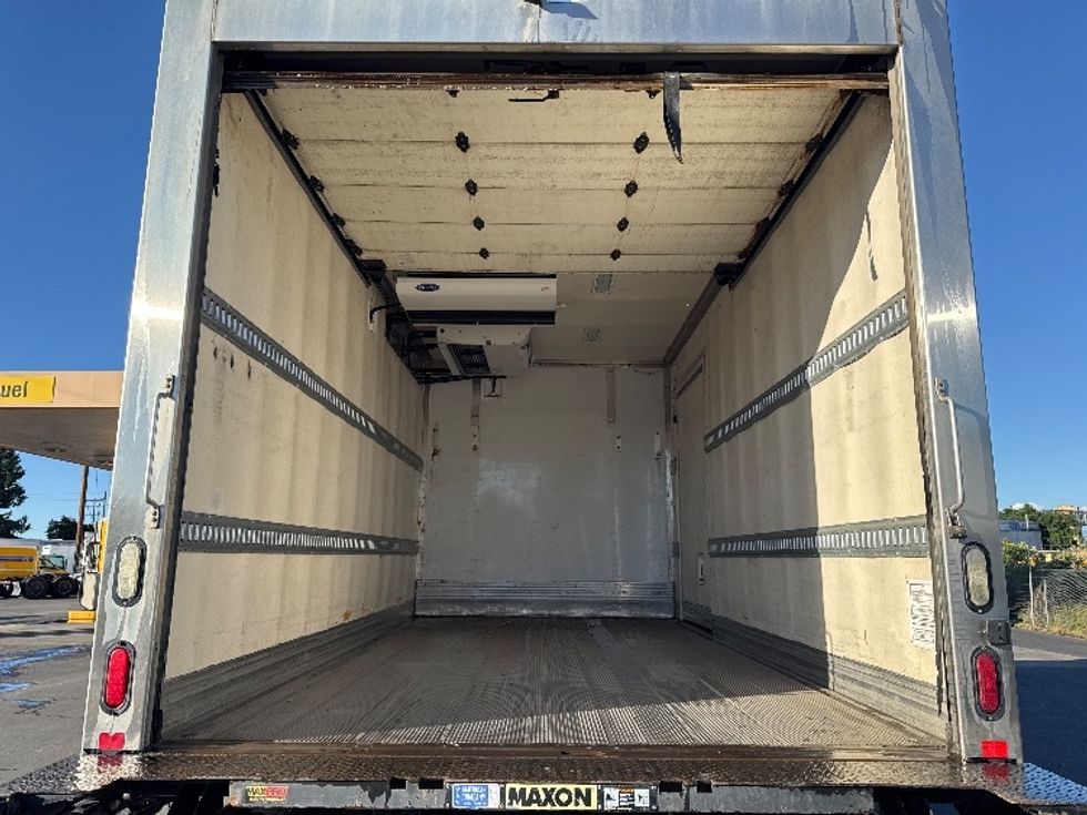 Refrigerated Truck-Light and Medium Duty Trucks-Hino-2018-268-West Sacramento-CA-129,327\n\t\tmiles-$ 51,500 - Image 8
