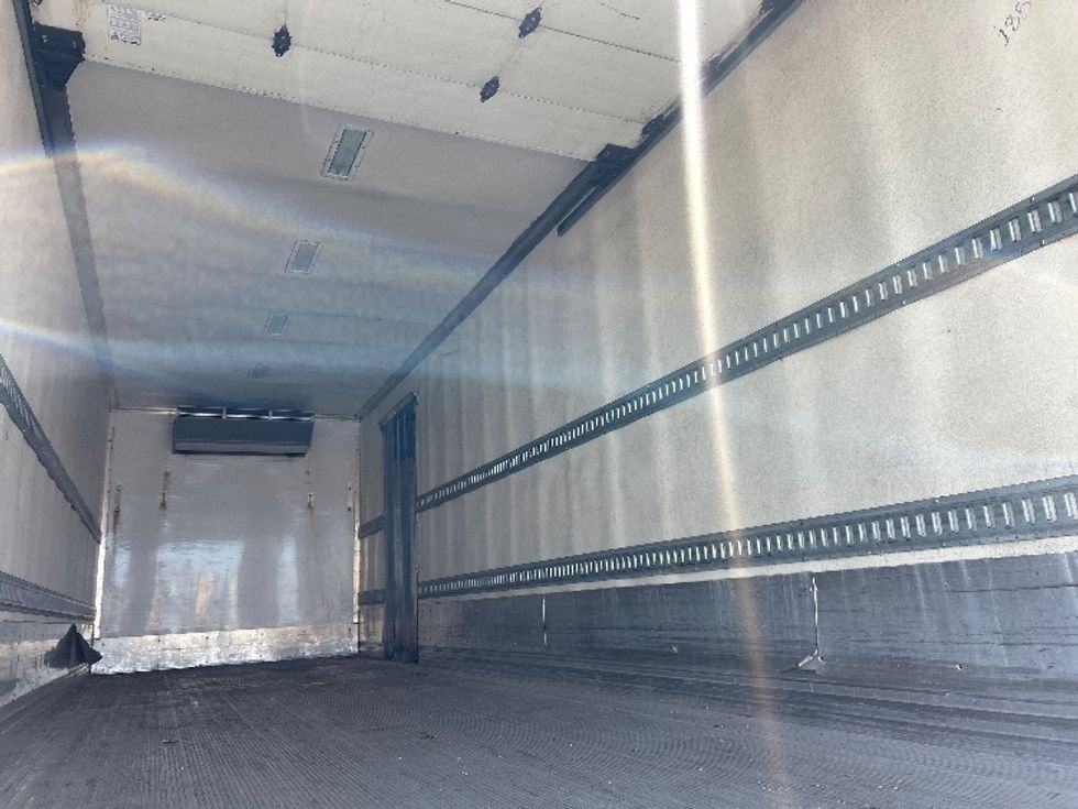 Refrigerated Truck-Light and Medium Duty Trucks-Hino-2018-338-Anaheim-CA-213,867\n\t\tmiles-$ 46,250 - Image 12