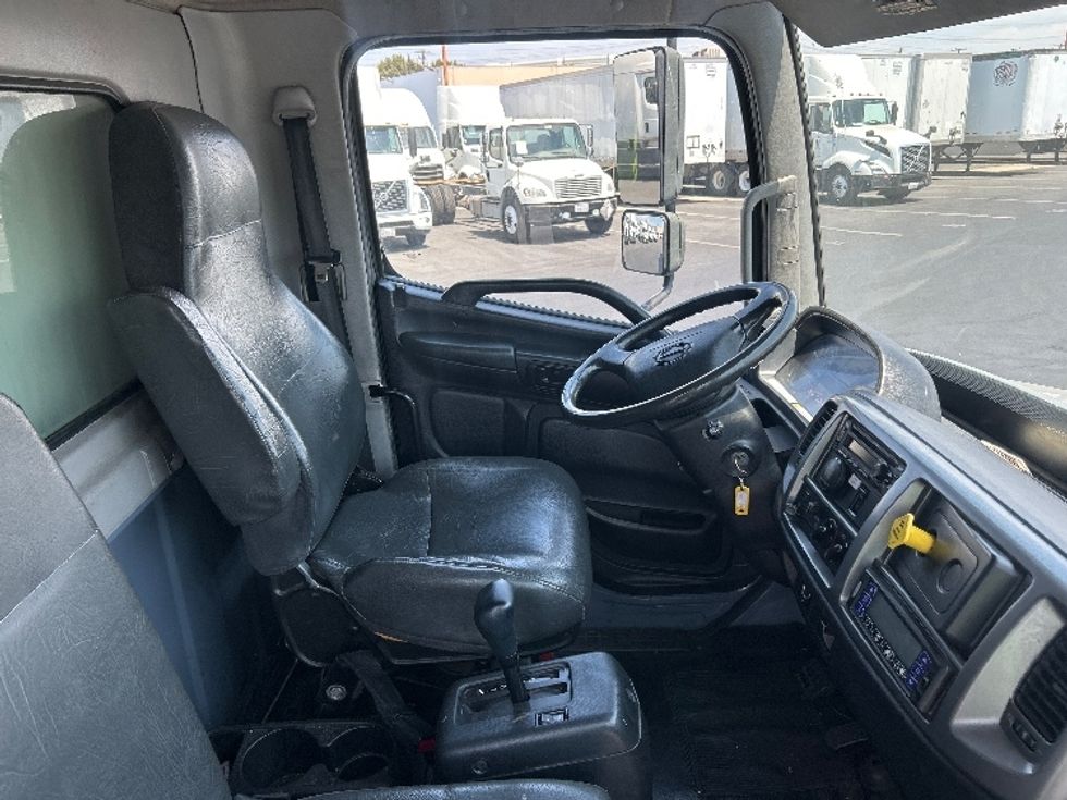 Refrigerated Truck-Light and Medium Duty Trucks-Hino-2018-338-Anaheim-CA-213,867\n\t\tmiles-$ 46,250 - Image 22