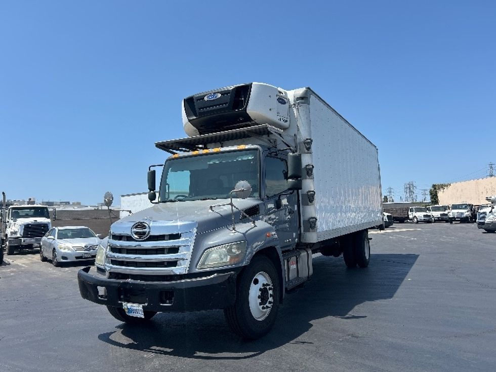 Refrigerated Truck-Light and Medium Duty Trucks-Hino-2018-338-Anaheim-CA-213,867\n\t\tmiles-$ 46,250 - Image 3
