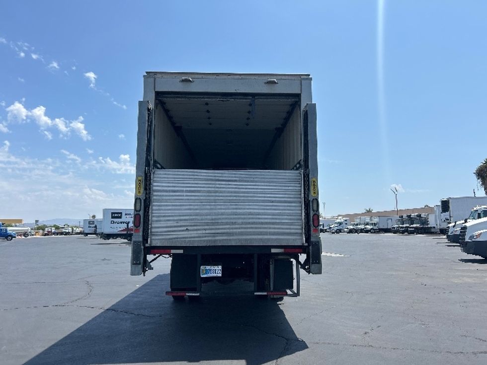 Refrigerated Truck-Light and Medium Duty Trucks-Hino-2018-338-Anaheim-CA-213,867\n\t\tmiles-$ 46,250 - Image 7