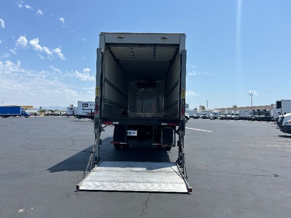 Refrigerated Truck-Light and Medium Duty Trucks-Hino-2018-338-Anaheim-CA-213,867\n\t\tmiles-$ 46,250 - Image 9