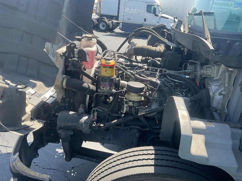Refrigerated Truck-Light and Medium Duty Trucks-Hino-2018-338-Anaheim-CA-250,003\n\t\tmiles-$ 39,250 - Image 24