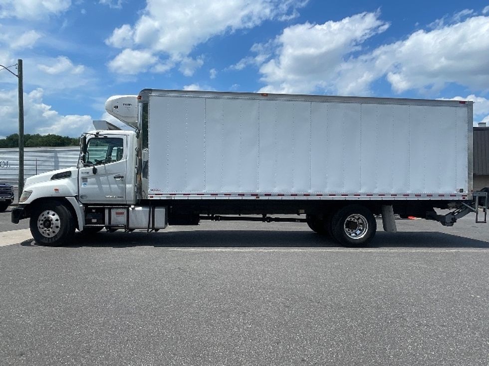 Refrigerated Truck-Light and Medium Duty Trucks-Hino-2018-338-Baltimore-MD-189,150\n\t\tmiles-$ 37,500 - Image 5