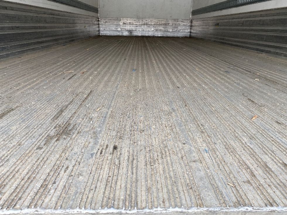 Refrigerated Truck-Light and Medium Duty Trucks-Hino-2018-338-Edmonton-AB-470,932\n\t\tkm-$ 41,750 - Image 10