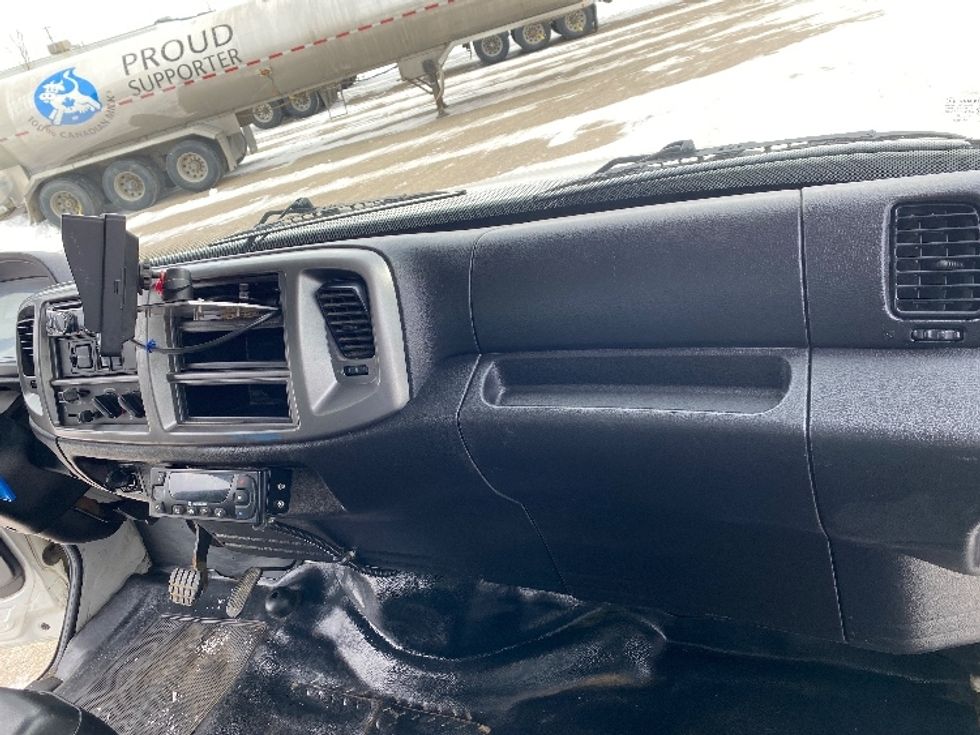 Refrigerated Truck-Light and Medium Duty Trucks-Hino-2018-338-Edmonton-AB-470,932\n\t\tkm-$ 41,750 - Image 21