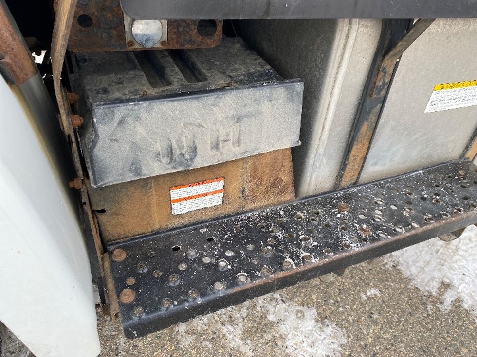 Refrigerated Truck-Light and Medium Duty Trucks-Hino-2018-338-Edmonton-AB-470,932\n\t\tkm-$ 41,750 - Image 26