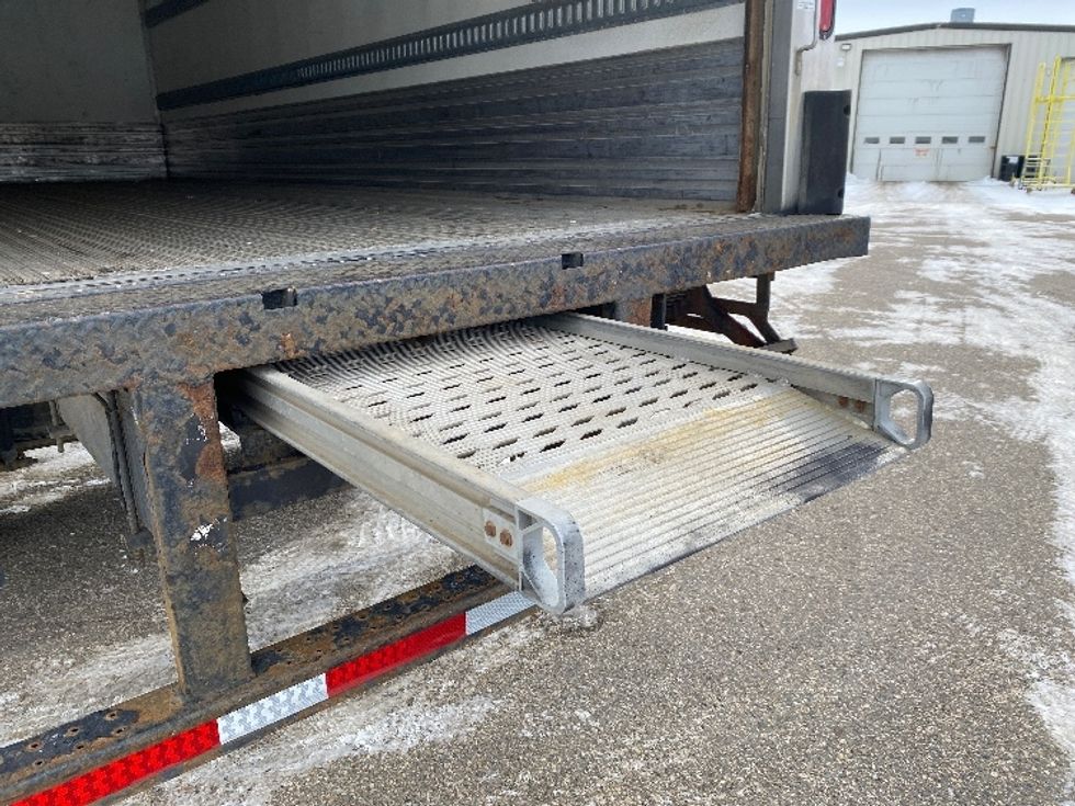 Refrigerated Truck-Light and Medium Duty Trucks-Hino-2018-338-Edmonton-AB-470,932\n\t\tkm-$ 41,750 - Image 9