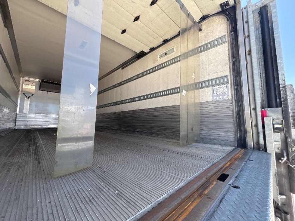 Refrigerated Truck-Light and Medium Duty Trucks-Hino-2018-338-Greeley-CO-47,571\n\t\tmiles-$ 50,500 - Image 12