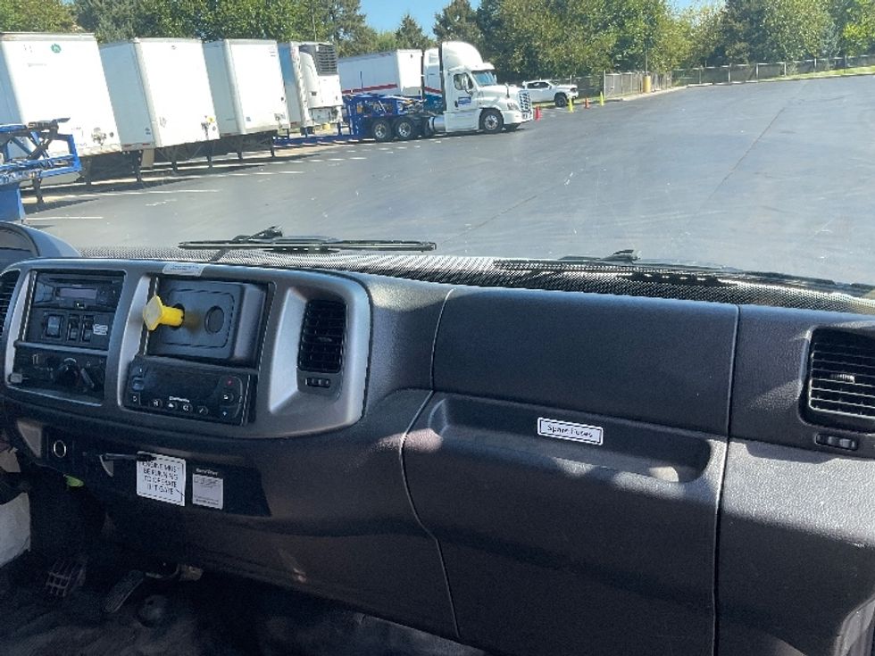 Refrigerated Truck-Light and Medium Duty Trucks-Hino-2018-338-Lancaster-PA-245,209\n\t\tmiles-$ 37,500 - Image 21