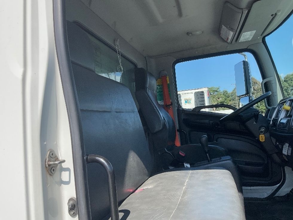 Refrigerated Truck-Light and Medium Duty Trucks-Hino-2018-338-Lancaster-PA-245,209\n\t\tmiles-$ 37,500 - Image 22