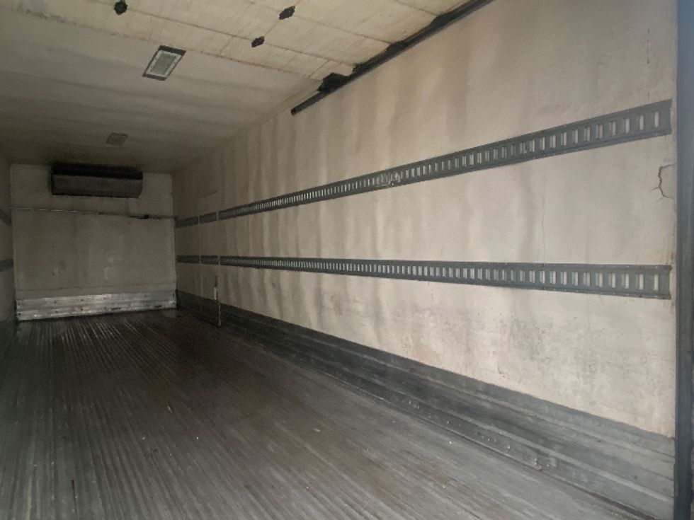 Refrigerated Truck-Light and Medium Duty Trucks-Hino-2018-338-Spartanburg-SC-352,171\n\t\tmiles-$ 20,250 - Image 12