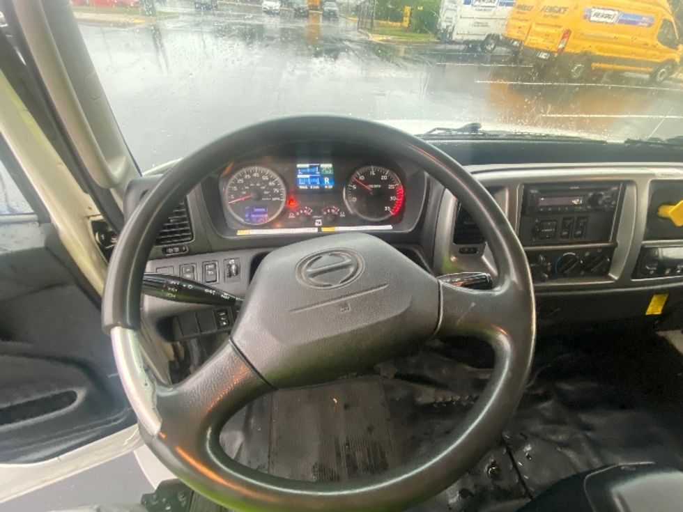 Refrigerated Truck-Light and Medium Duty Trucks-Hino-2018-338-Spartanburg-SC-352,171\n\t\tmiles-$ 20,250 - Image 17