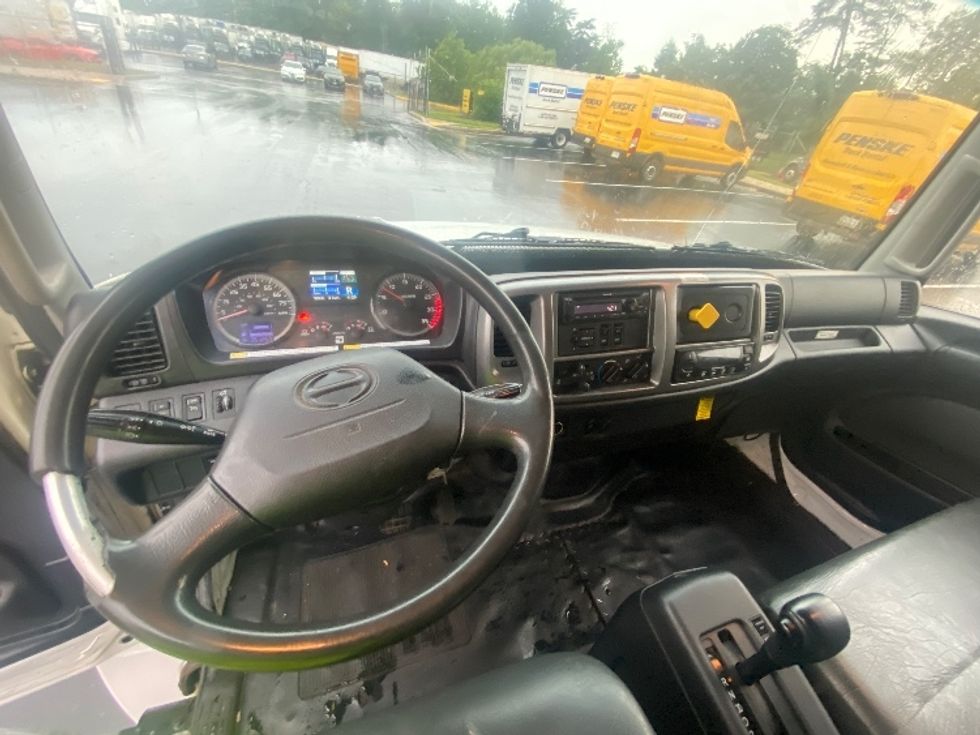 Refrigerated Truck-Light and Medium Duty Trucks-Hino-2018-338-Spartanburg-SC-352,171\n\t\tmiles-$ 20,250 - Image 18