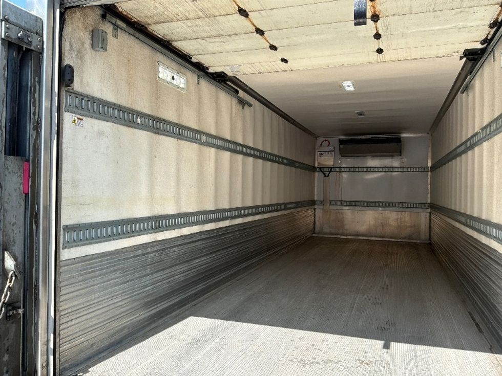 Refrigerated Truck-Light and Medium Duty Trucks-Hino-2018-338-Tacoma-WA-114,333\n\t\tmiles-$ 53,500 - Image 11