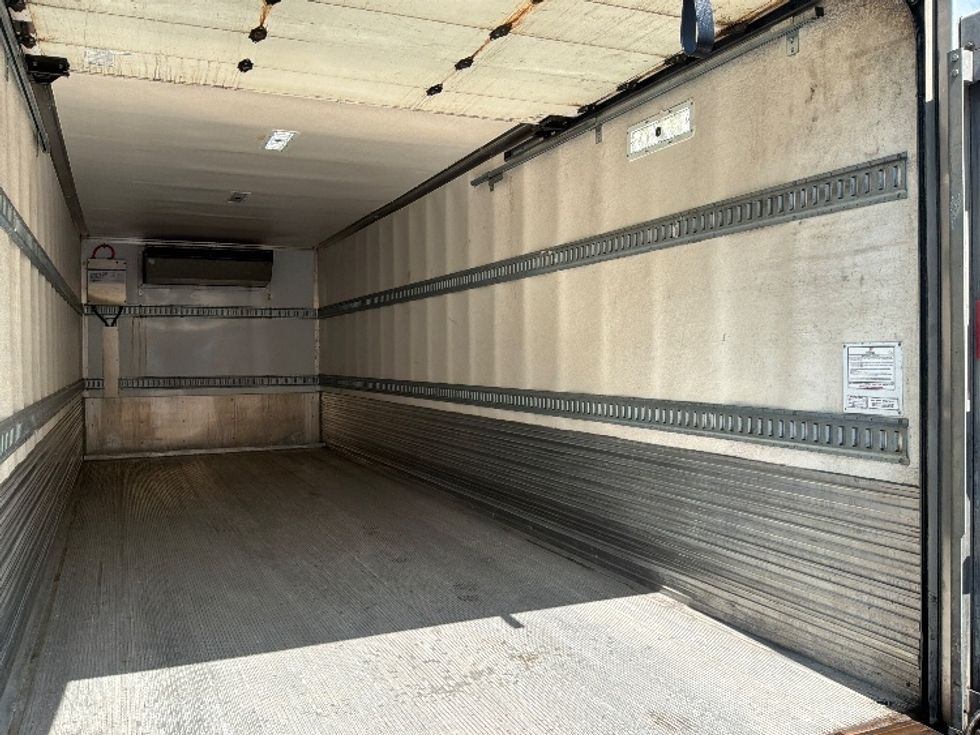 Refrigerated Truck-Light and Medium Duty Trucks-Hino-2018-338-Tacoma-WA-114,333\n\t\tmiles-$ 53,500 - Image 12