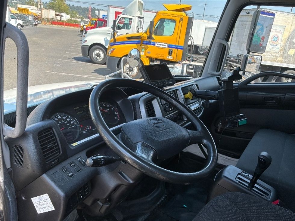 Refrigerated Truck-Light and Medium Duty Trucks-Hino-2018-338-Tacoma-WA-114,333\n\t\tmiles-$ 53,500 - Image 17