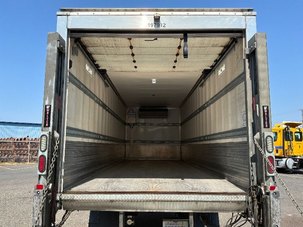 Refrigerated Truck-Light and Medium Duty Trucks-Hino-2018-338-Tacoma-WA-114,333\n\t\tmiles-$ 53,500 - Image 8