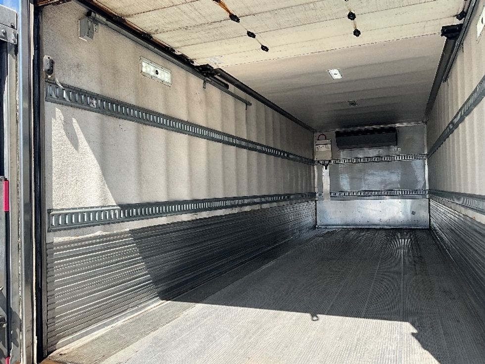 Refrigerated Truck-Light and Medium Duty Trucks-Hino-2018-338-Tacoma-WA-128,858\n\t\tmiles-$ 47,750 - Image 11