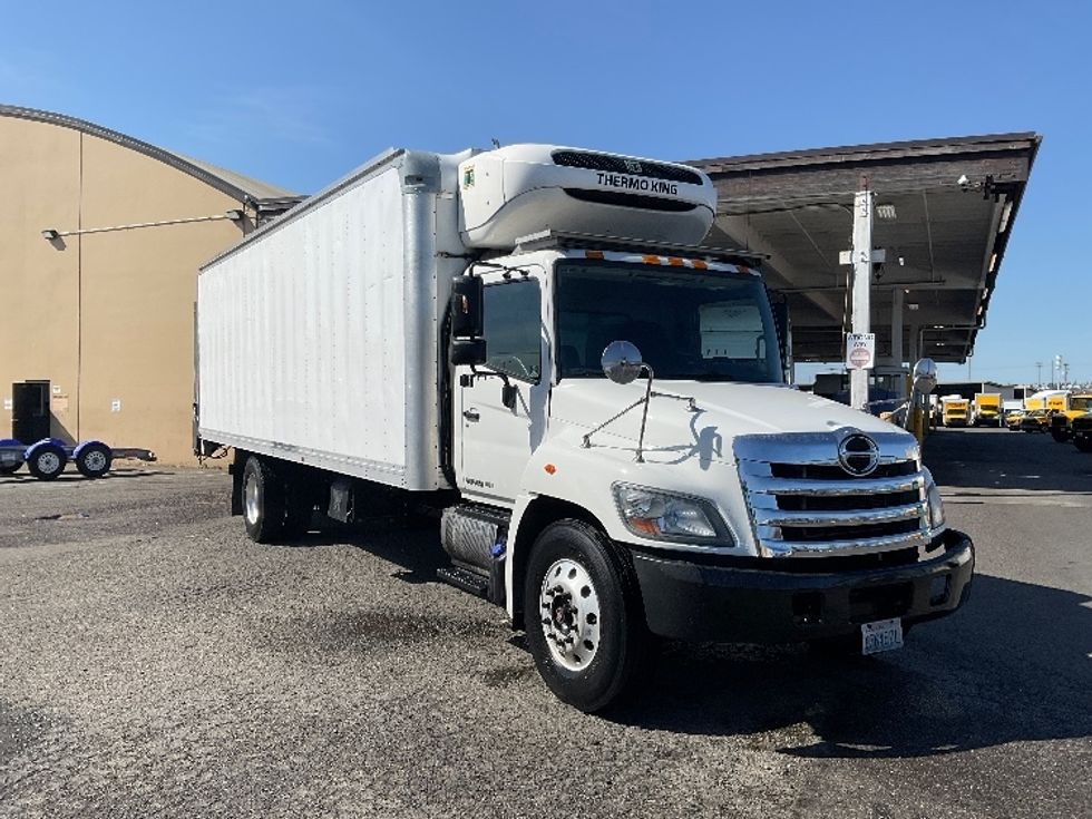 Refrigerated Truck-Light and Medium Duty Trucks-Hino-2018-338-Tacoma-WA-134,706\n\t\tmiles-$ 50,250 - Image 1