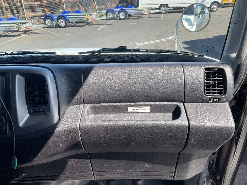 Refrigerated Truck-Light and Medium Duty Trucks-Hino-2018-338-Tacoma-WA-134,706\n\t\tmiles-$ 50,250 - Image 21