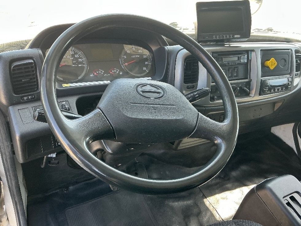 Refrigerated Truck-Light and Medium Duty Trucks-Hino-2018-338-Torrance-CA-127,770\n\t\tmiles-$ 51,250 - Image 17