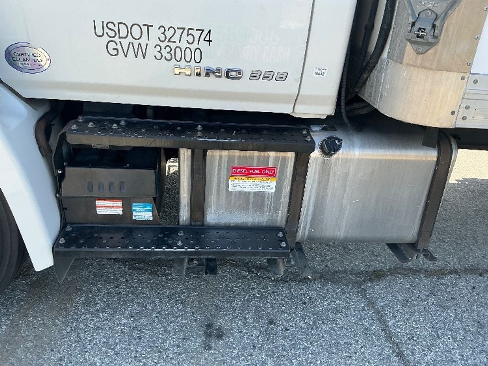 Refrigerated Truck-Light and Medium Duty Trucks-Hino-2018-338-Torrance-CA-127,770\n\t\tmiles-$ 51,250 - Image 27