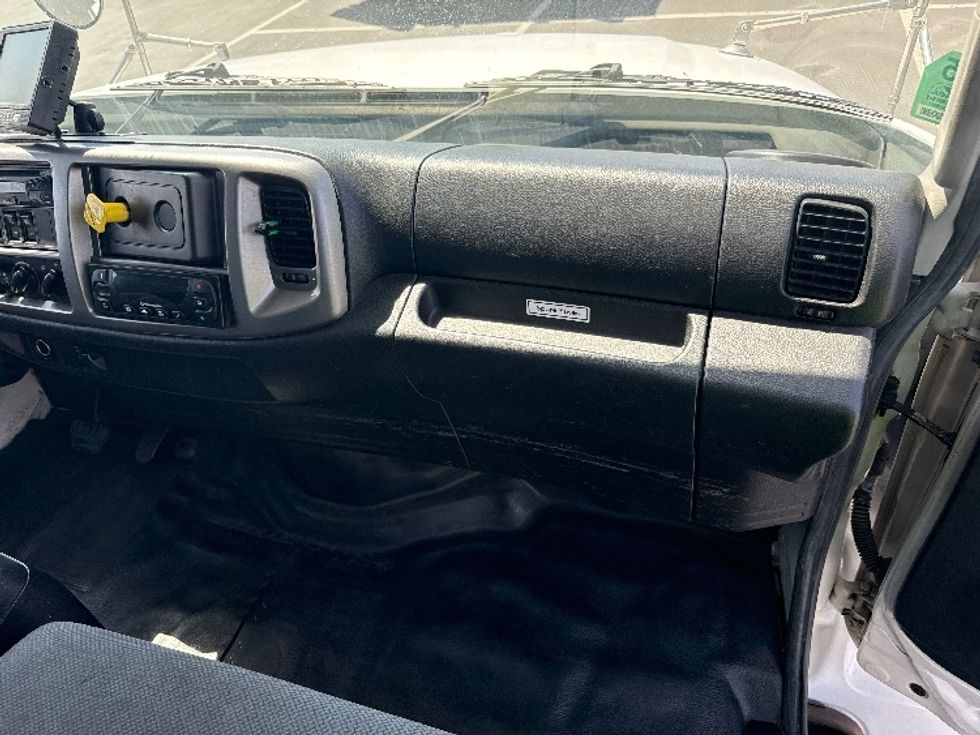 Refrigerated Truck-Light and Medium Duty Trucks-Hino-2018-338-Torrance-CA-128,632\n\t\tmiles-$ 51,500 - Image 21