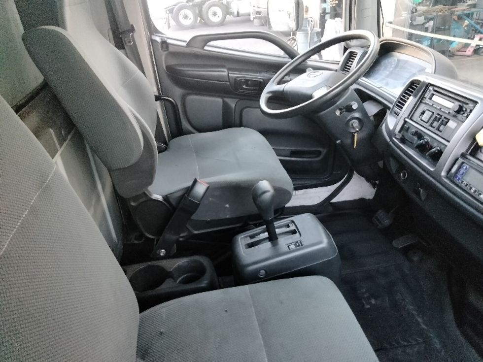 Refrigerated Truck-Light and Medium Duty Trucks-Hino-2018-338-Torrance-CA-159,873\n\t\tmiles-$ 52,000 - Image 22